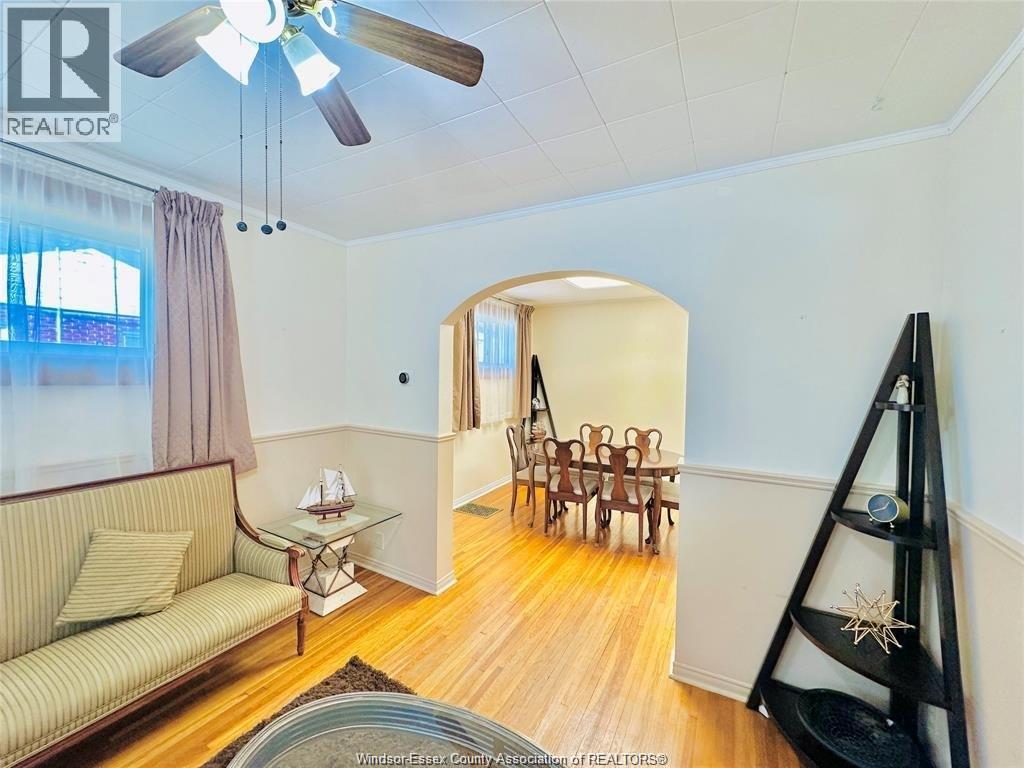 550 Allendale, Windsor, ON - Indoor