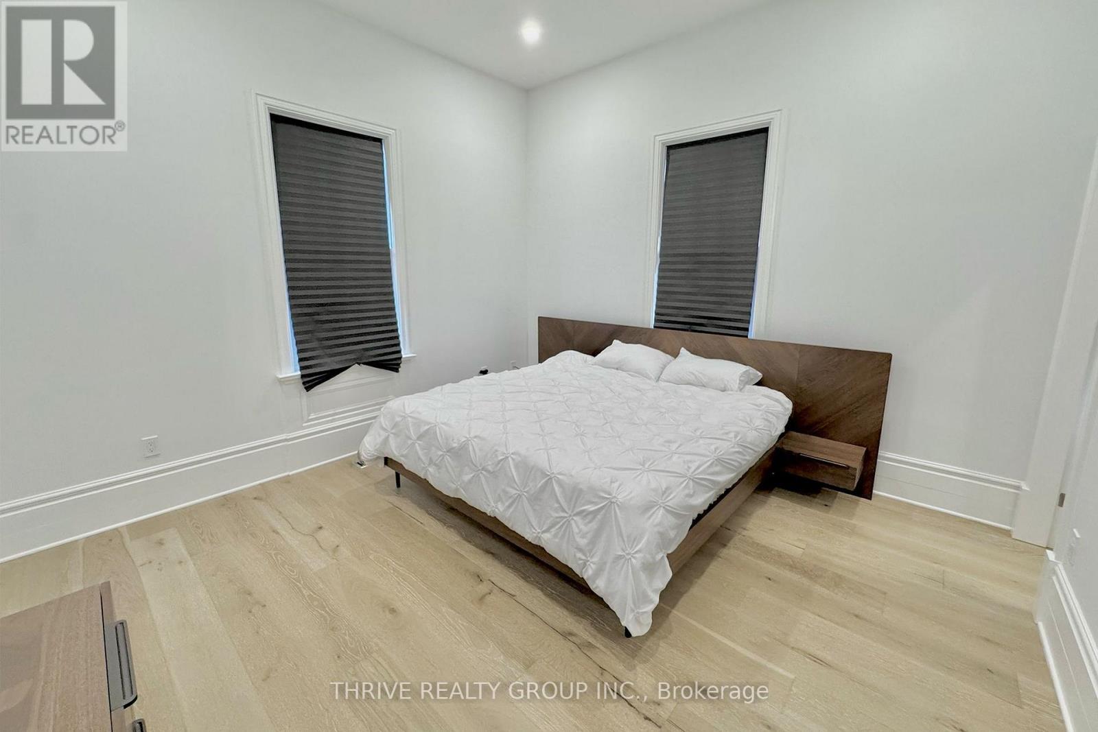 16 Horn Street, London South (South F), ON - Indoor Photo Showing Bedroom