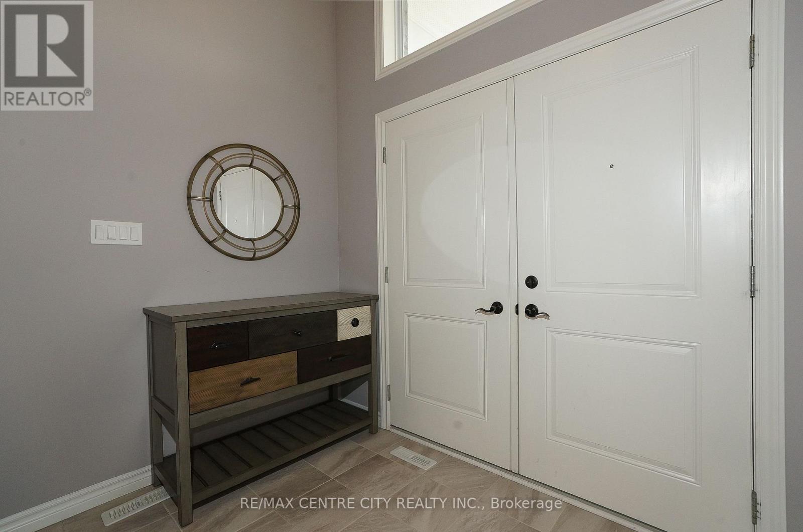 471 Sophia Crescent, London North (North I), ON - Indoor Photo Showing Other Room