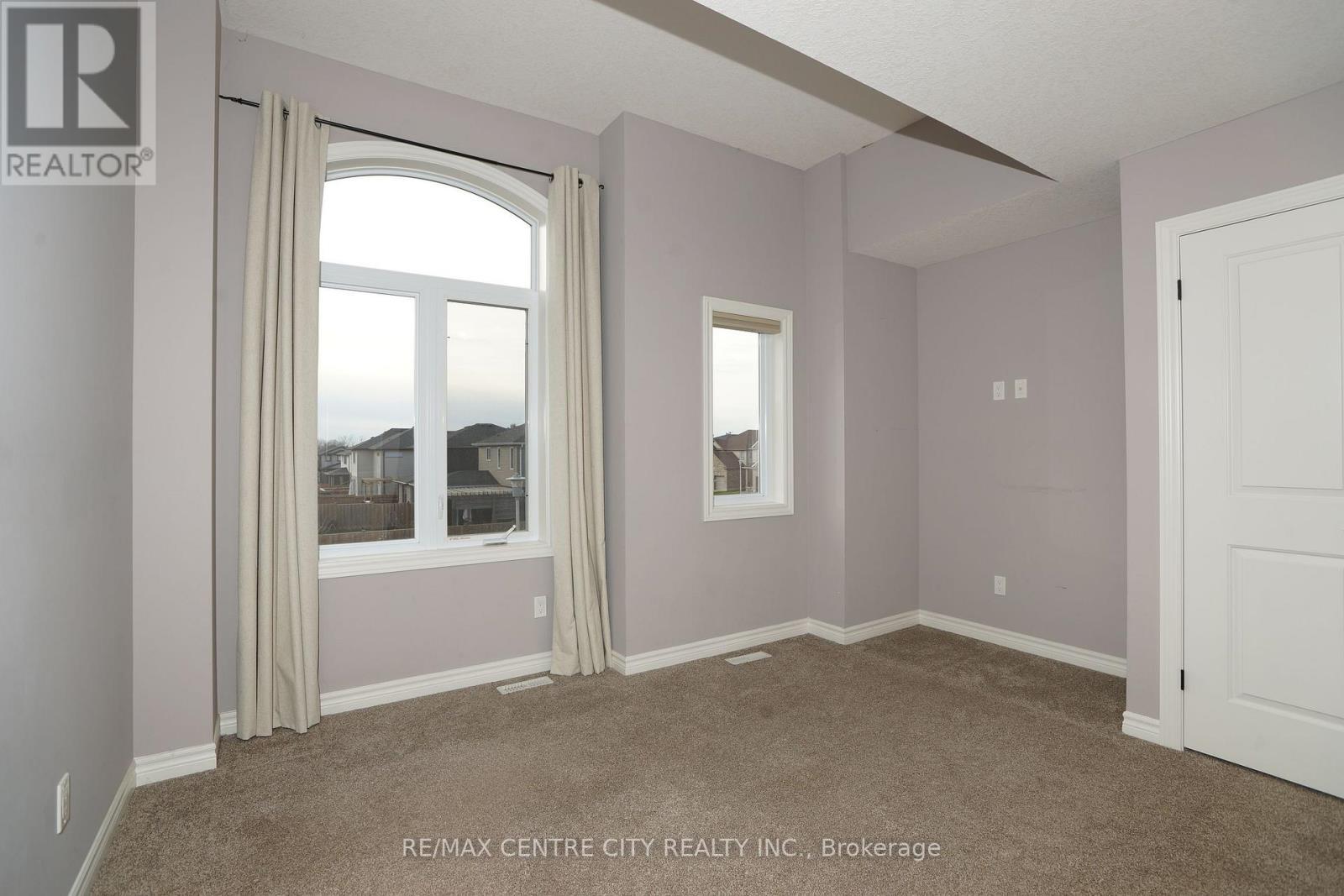471 Sophia Crescent, London North (North I), ON - Indoor Photo Showing Other Room