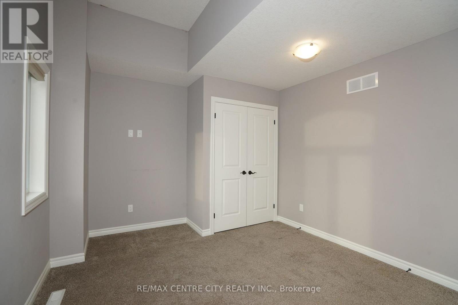 471 Sophia Crescent, London North (North I), ON - Indoor Photo Showing Other Room