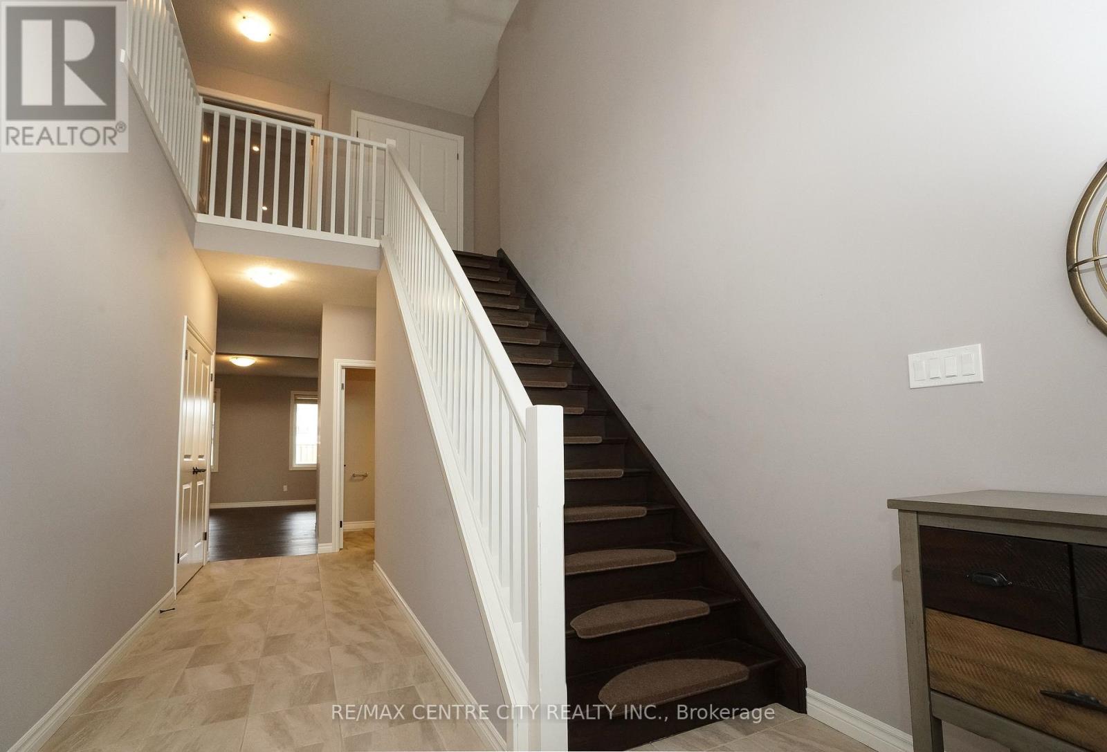 471 Sophia Crescent, London North (North I), ON - Indoor Photo Showing Other Room