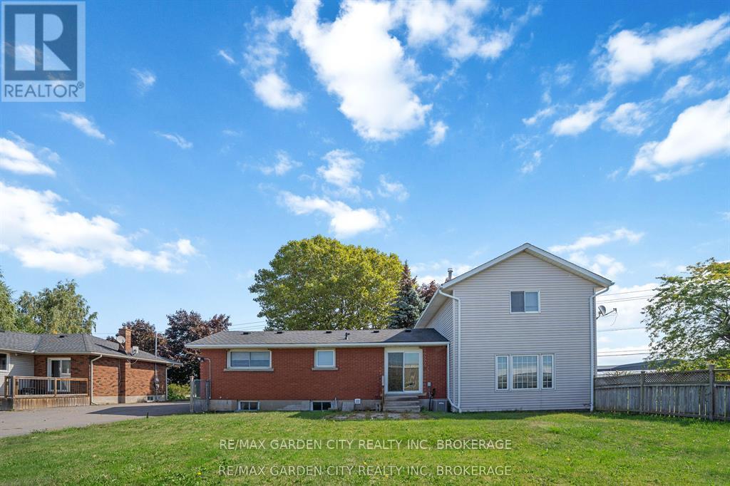 228-234 Read Road, St. Catharines (Bunting/Linwell), ON