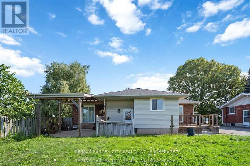 228-234 Read Road, St. Catharines (Bunting/Linwell), ON