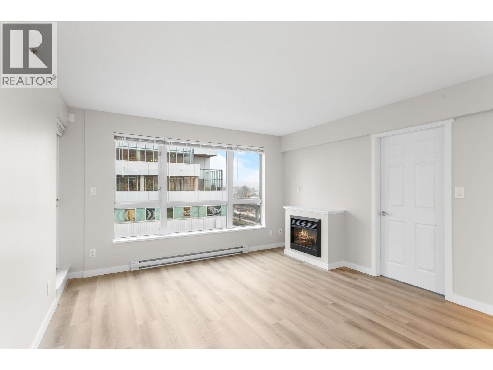 303 200 Keary Street, New Westminster, BC