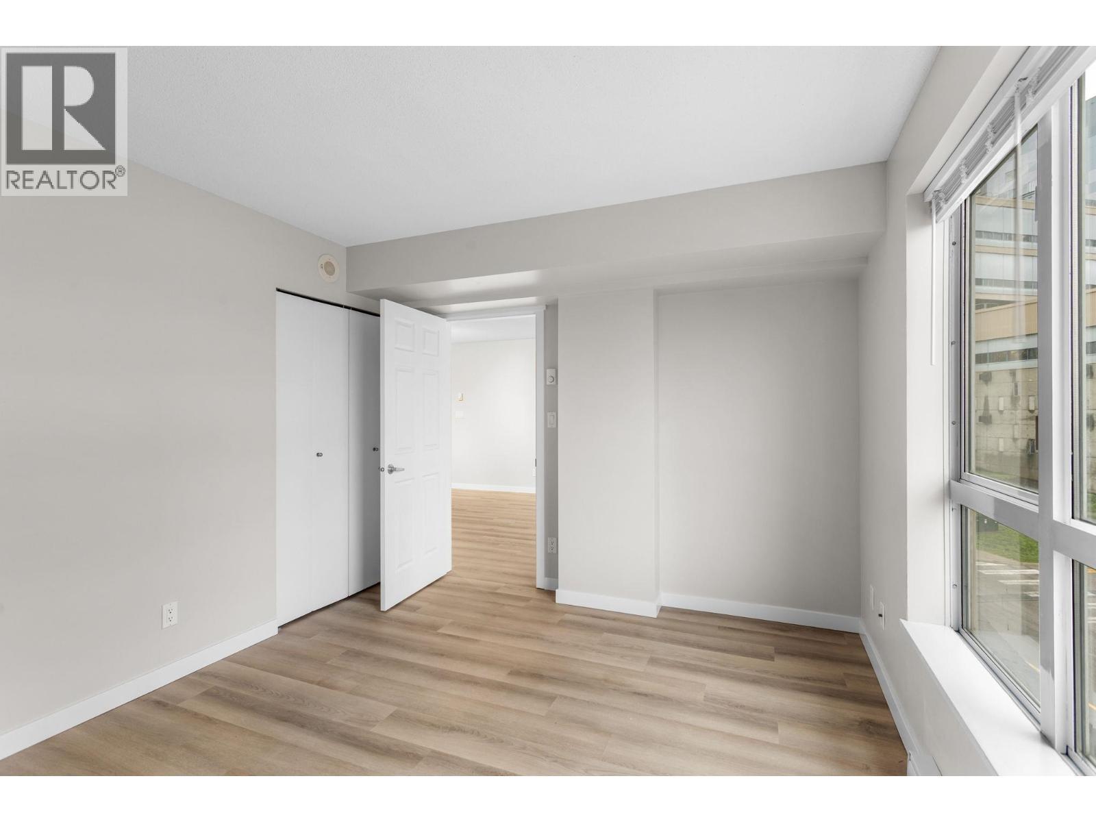 303 200 Keary Street, New Westminster, BC