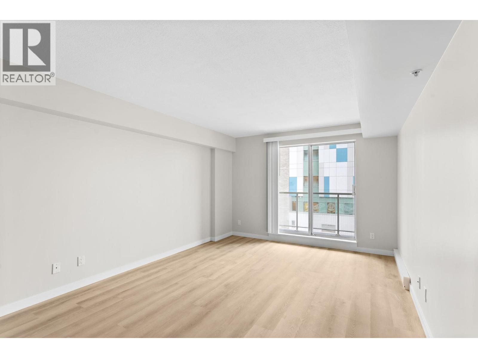 303 200 Keary Street, New Westminster, BC