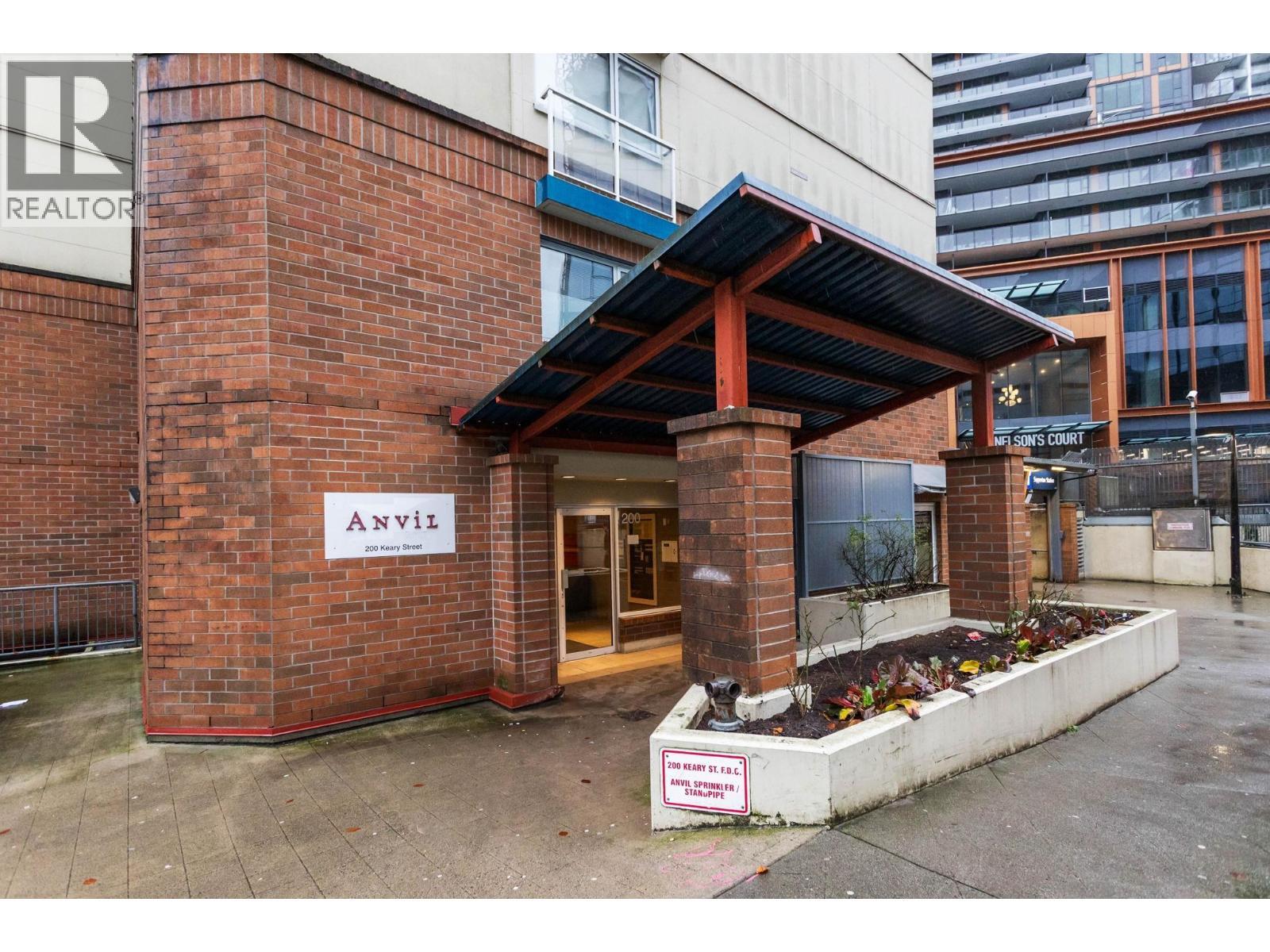 303 200 Keary Street, New Westminster, BC