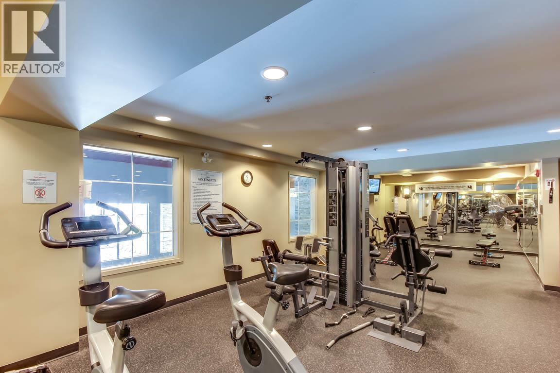 1099 Sunset Drive Unit# 334, Kelowna, BC - Indoor Photo Showing Gym Room