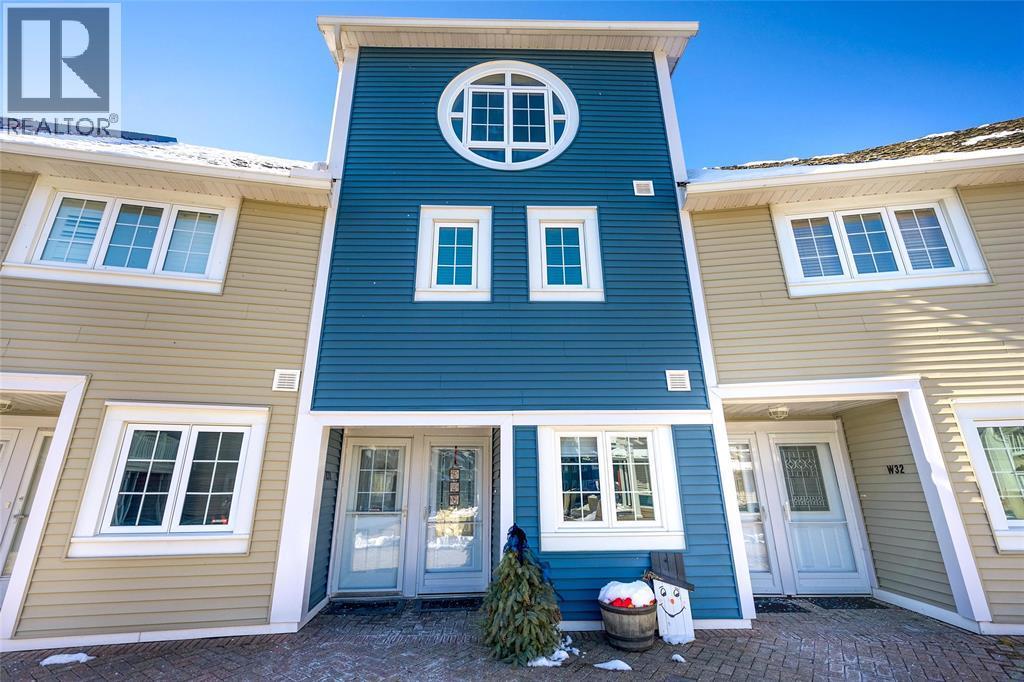 1500 Venetian Boulevard Unit# W-29, Point Edward, ON - Outdoor With Facade