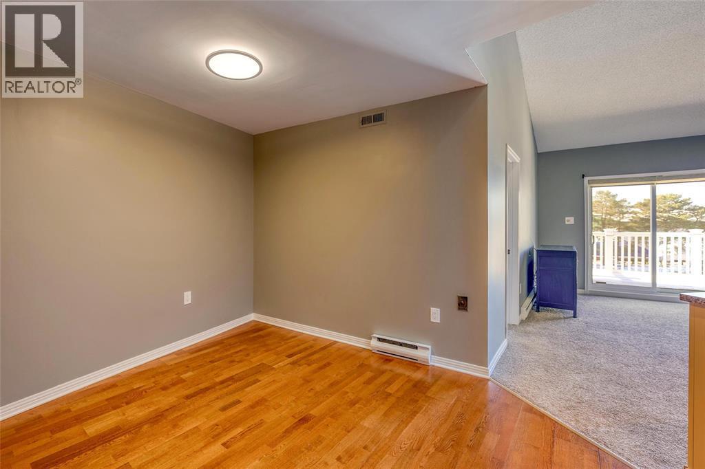1500 Venetian Boulevard Unit# W-29, Point Edward, ON - Indoor Photo Showing Other Room
