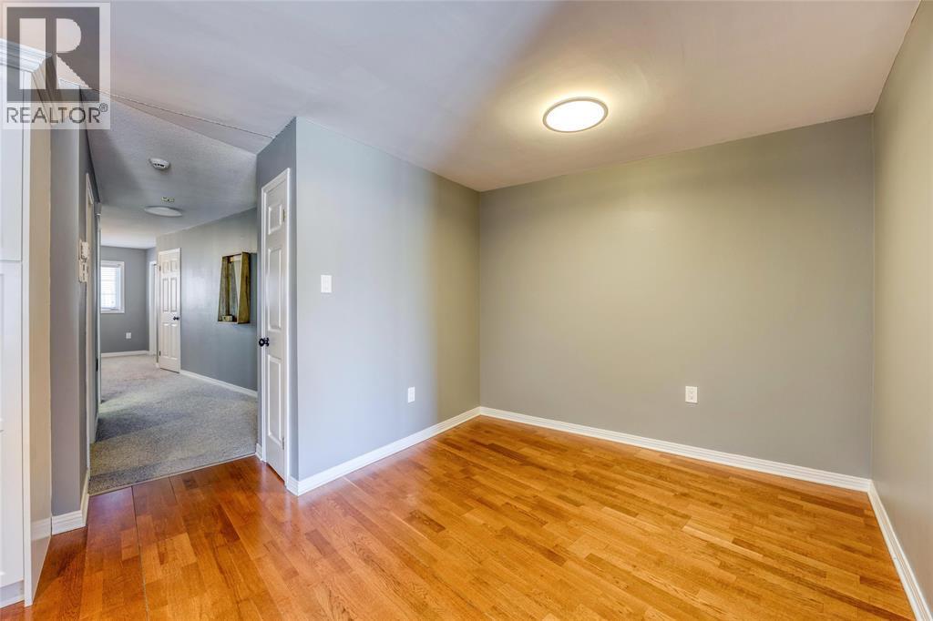 1500 Venetian Boulevard Unit# W-29, Point Edward, ON - Indoor Photo Showing Other Room