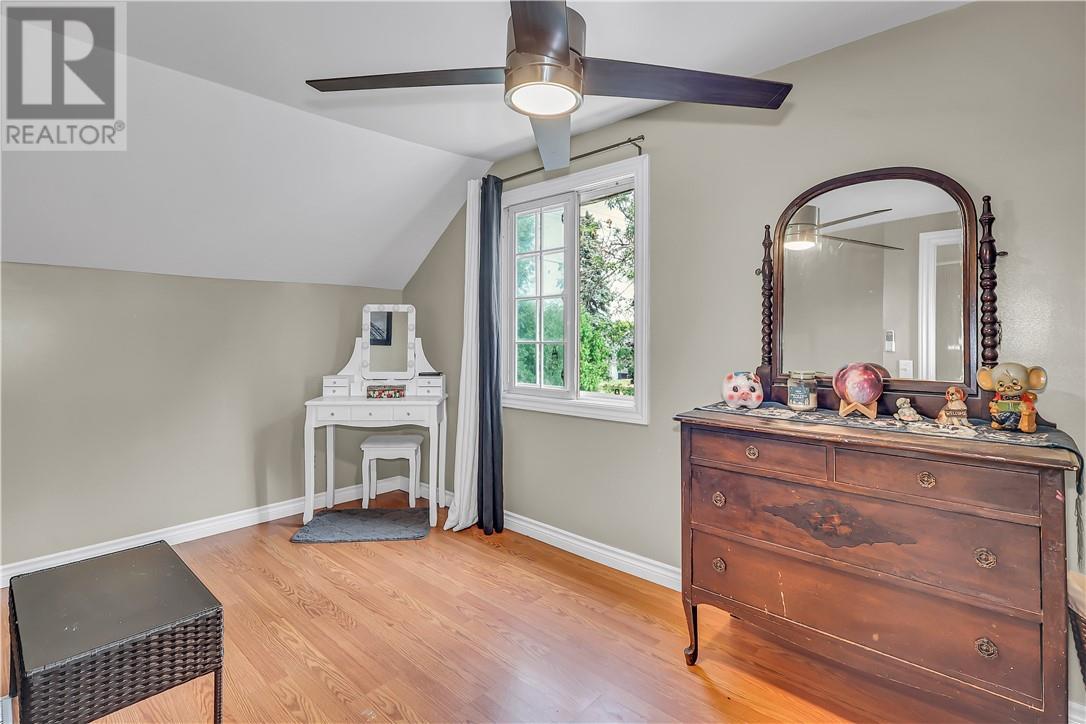 17 Campbell Street, Little Current, ON - Indoor