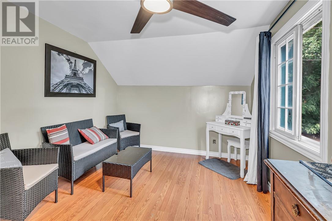 17 Campbell Street, Little Current, ON - Indoor