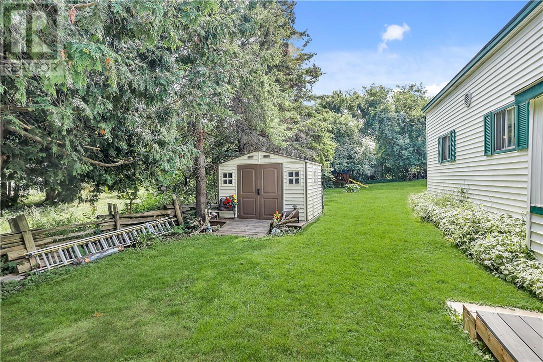 17 Campbell Street, Little Current, ON - Outdoor