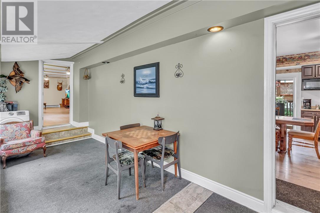 17 Campbell Street, Little Current, ON - Indoor