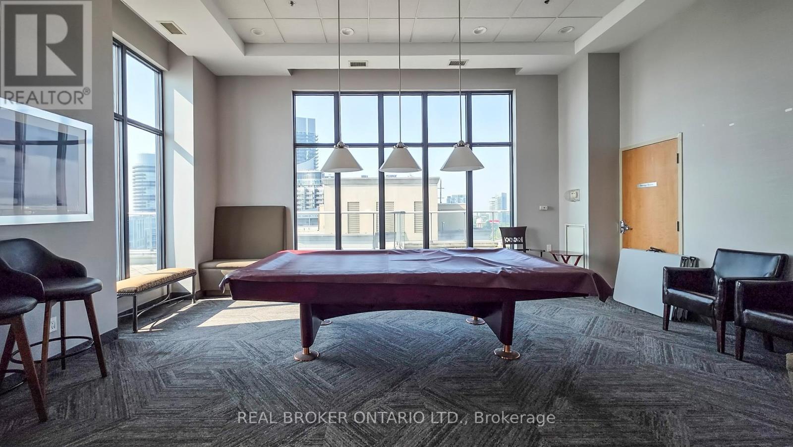 Ph7 - 2087 Lake Shore Boulevard W, Toronto, ON - Indoor Photo Showing Other Room