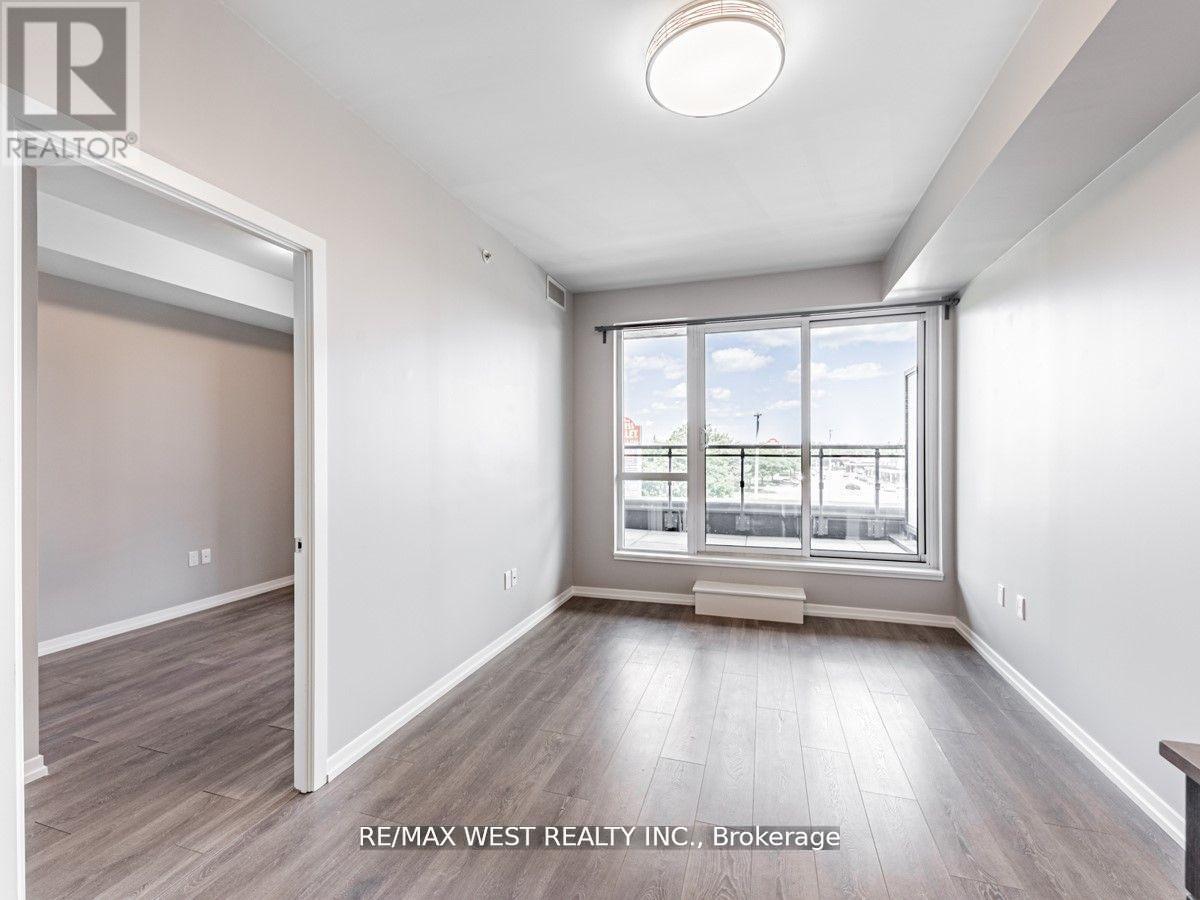 305 - 3237 Bayview Avenue, Toronto, ON - Indoor Photo Showing Other Room