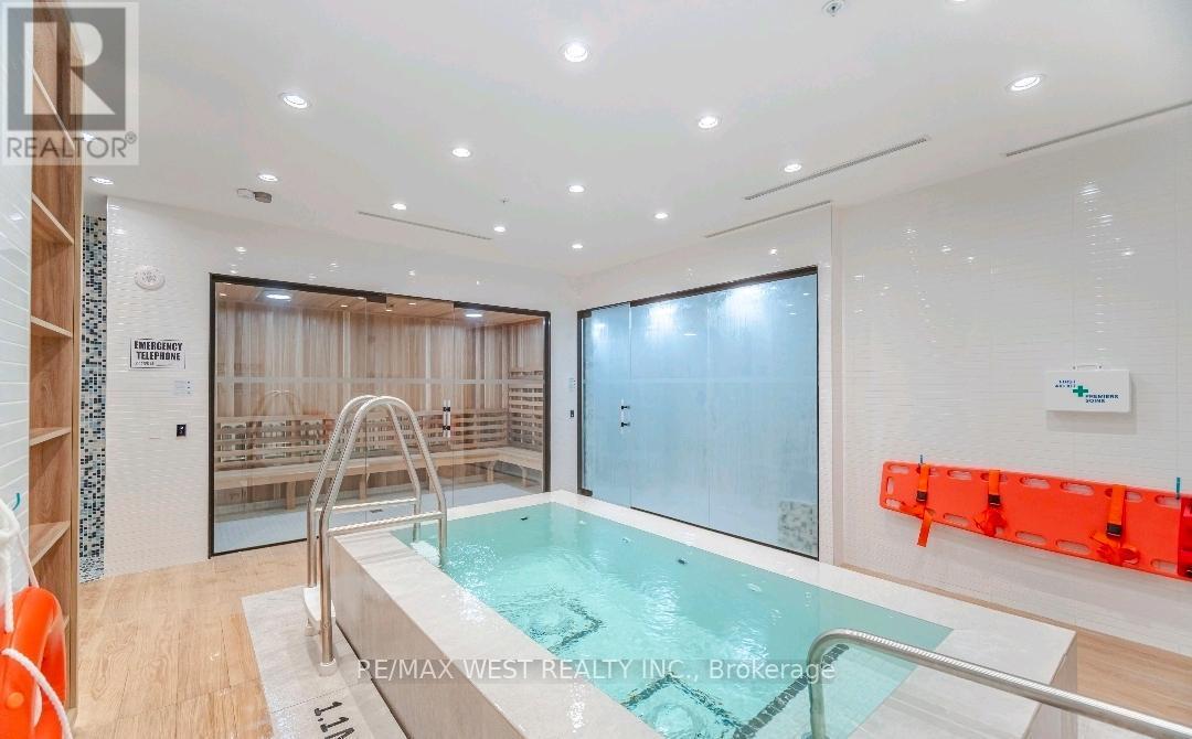 328 - 474 Caldari Road, Vaughan, ON - Indoor Photo Showing Other Room