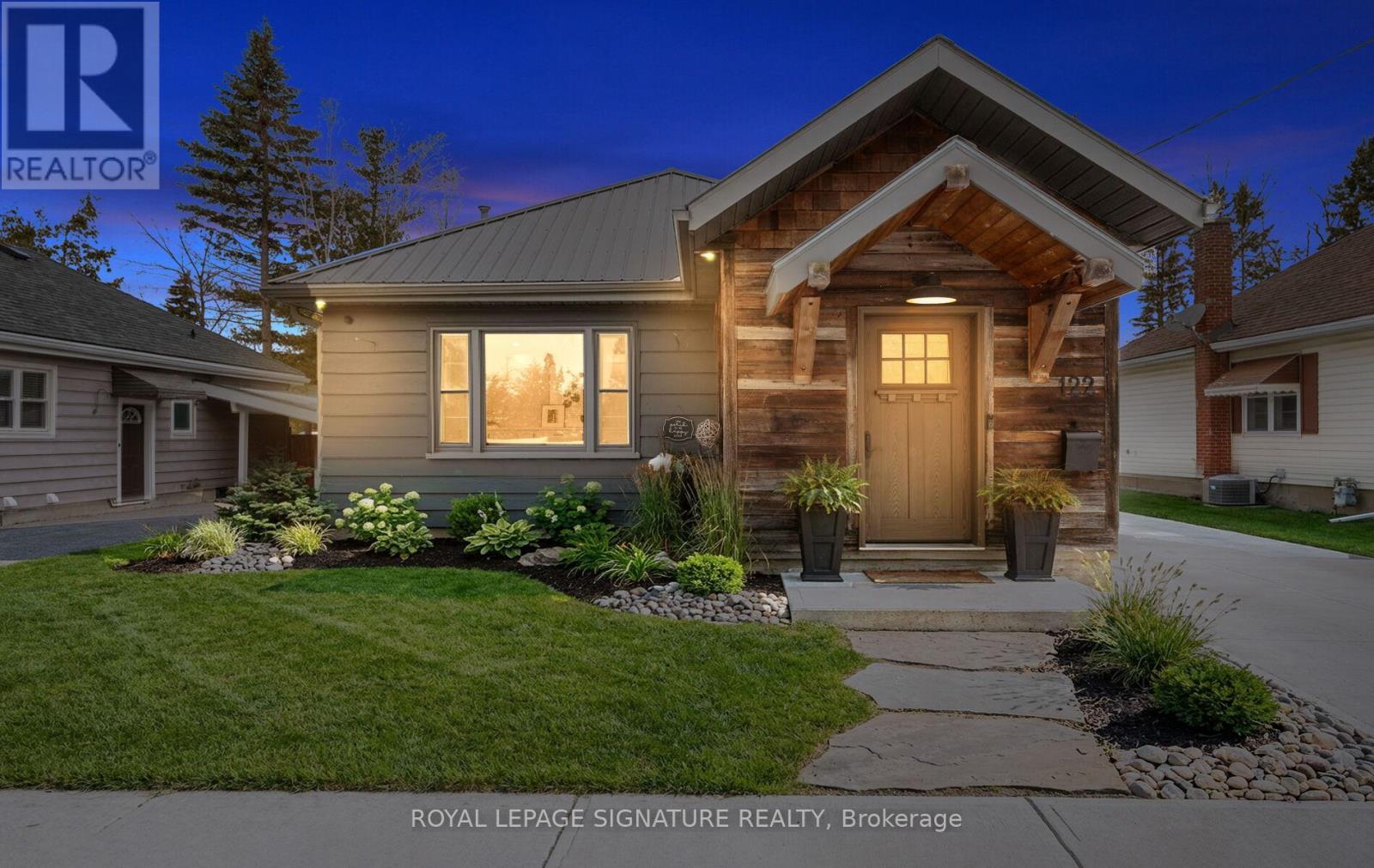 122 Queen Street, Barrie, ON - Outdoor