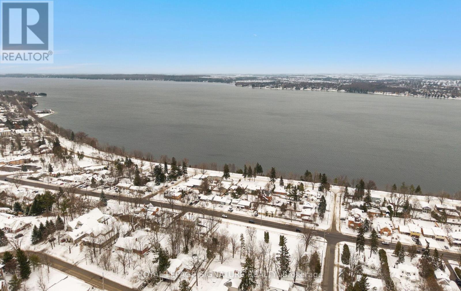 122 Queen Street, Barrie, ON - Outdoor With Body Of Water With View