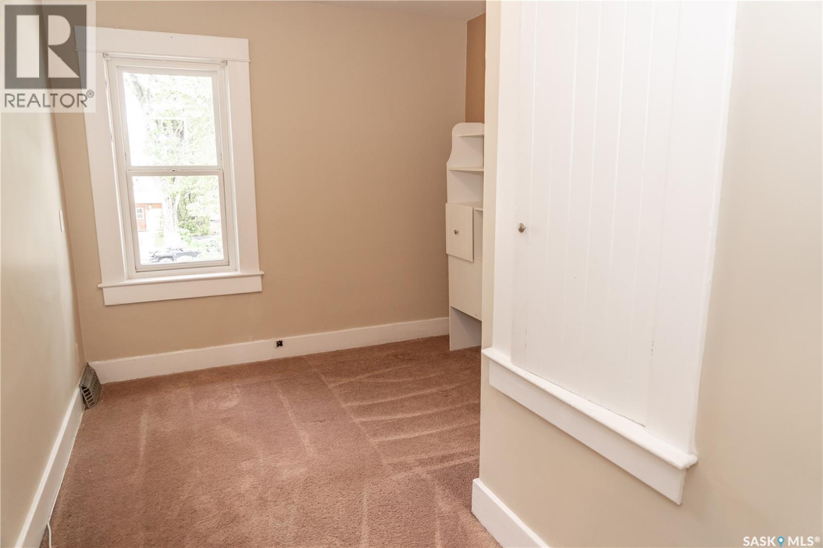 409 29Th Street W, Saskatoon, SK - Indoor Photo Showing Other Room