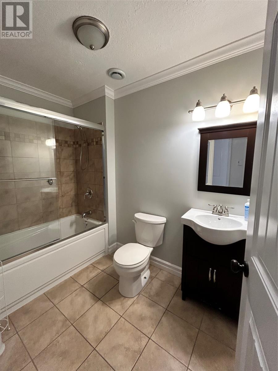 21 Smallwood Drive, Port Aux Basques, NL - Indoor Photo Showing Bathroom