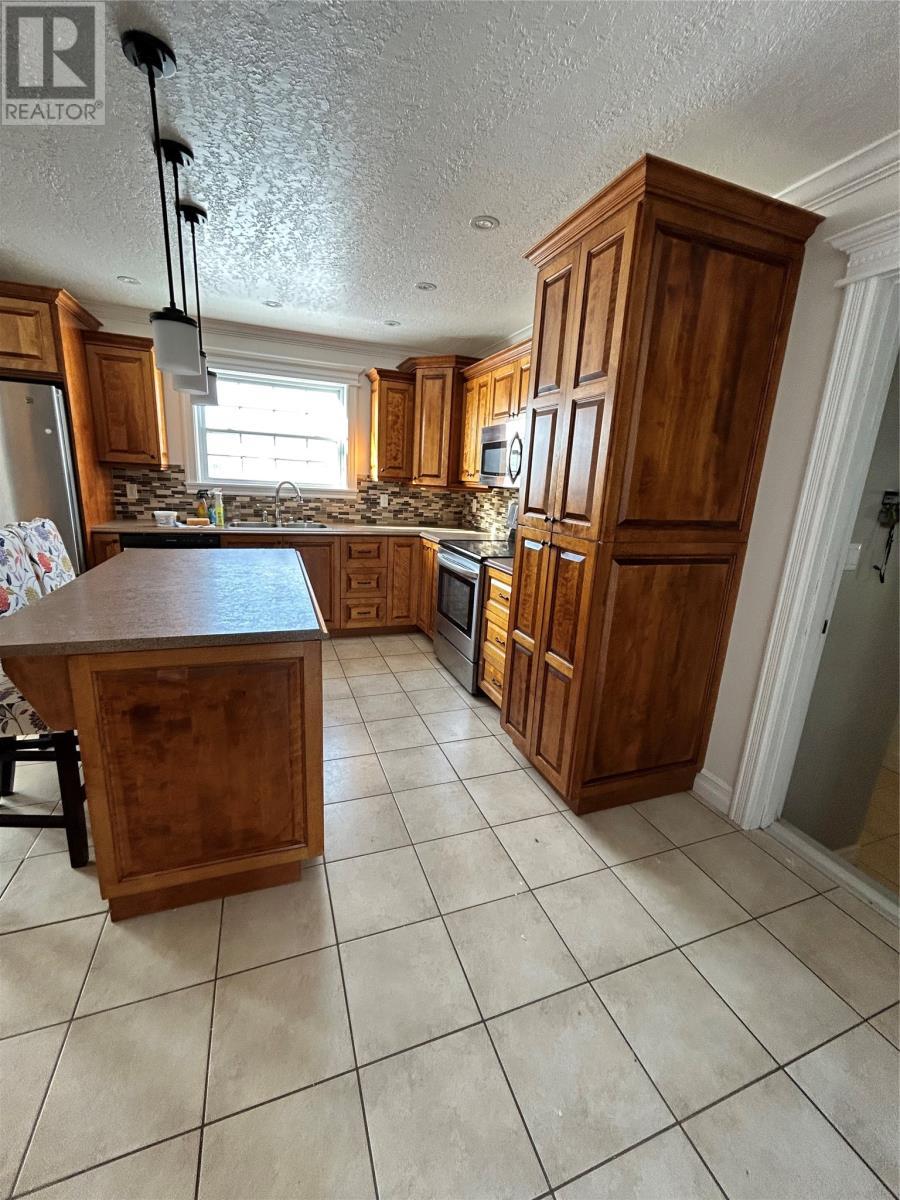 21 Smallwood Drive, Port Aux Basques, NL - Indoor Photo Showing Kitchen