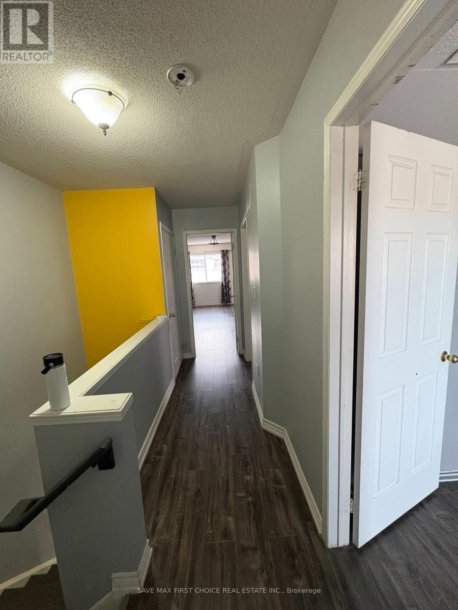 3395 Scotch Pine Gate, Mississauga, ON - Indoor Photo Showing Other Room