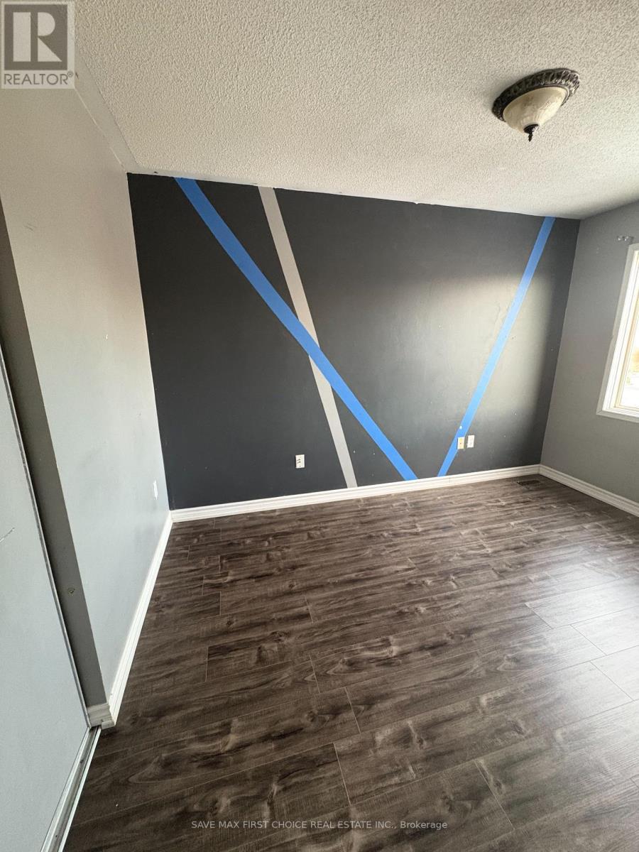 3395 Scotch Pine Gate, Mississauga, ON - Indoor Photo Showing Other Room