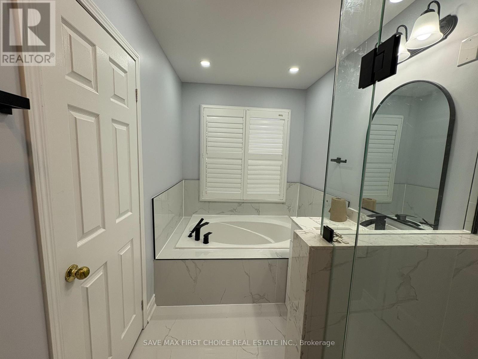 3395 Scotch Pine Gate, Mississauga, ON - Indoor