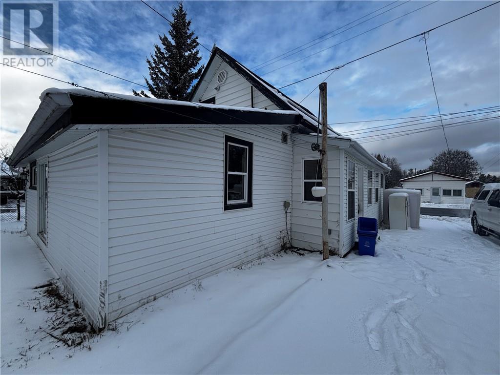 80 Main Street E, Chelmsford, ON - Outdoor With Exterior