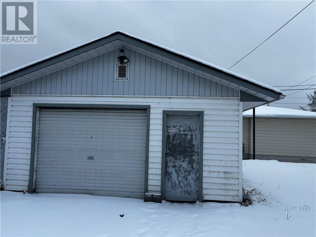 80 Main Street E, Chelmsford, ON - Outdoor With Exterior