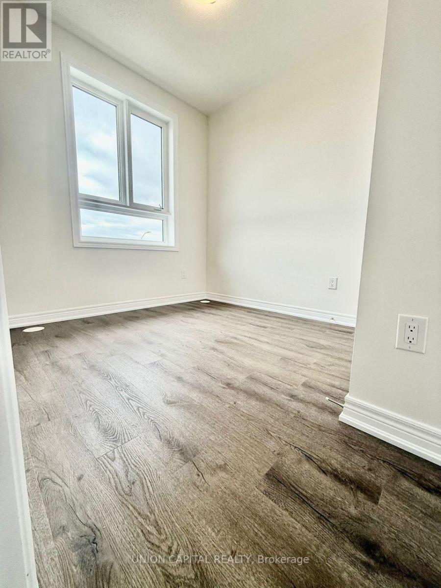 22 Robert Eaton Avenue, Markham, ON - Indoor Photo Showing Other Room