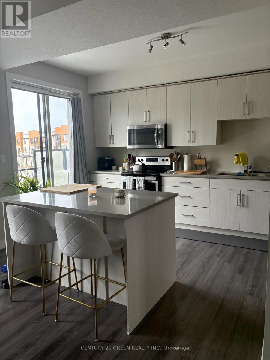 # 57 - 902 West Village Square, London North, ON - Indoor Photo Showing Kitchen