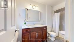 4-pce en suite bath -