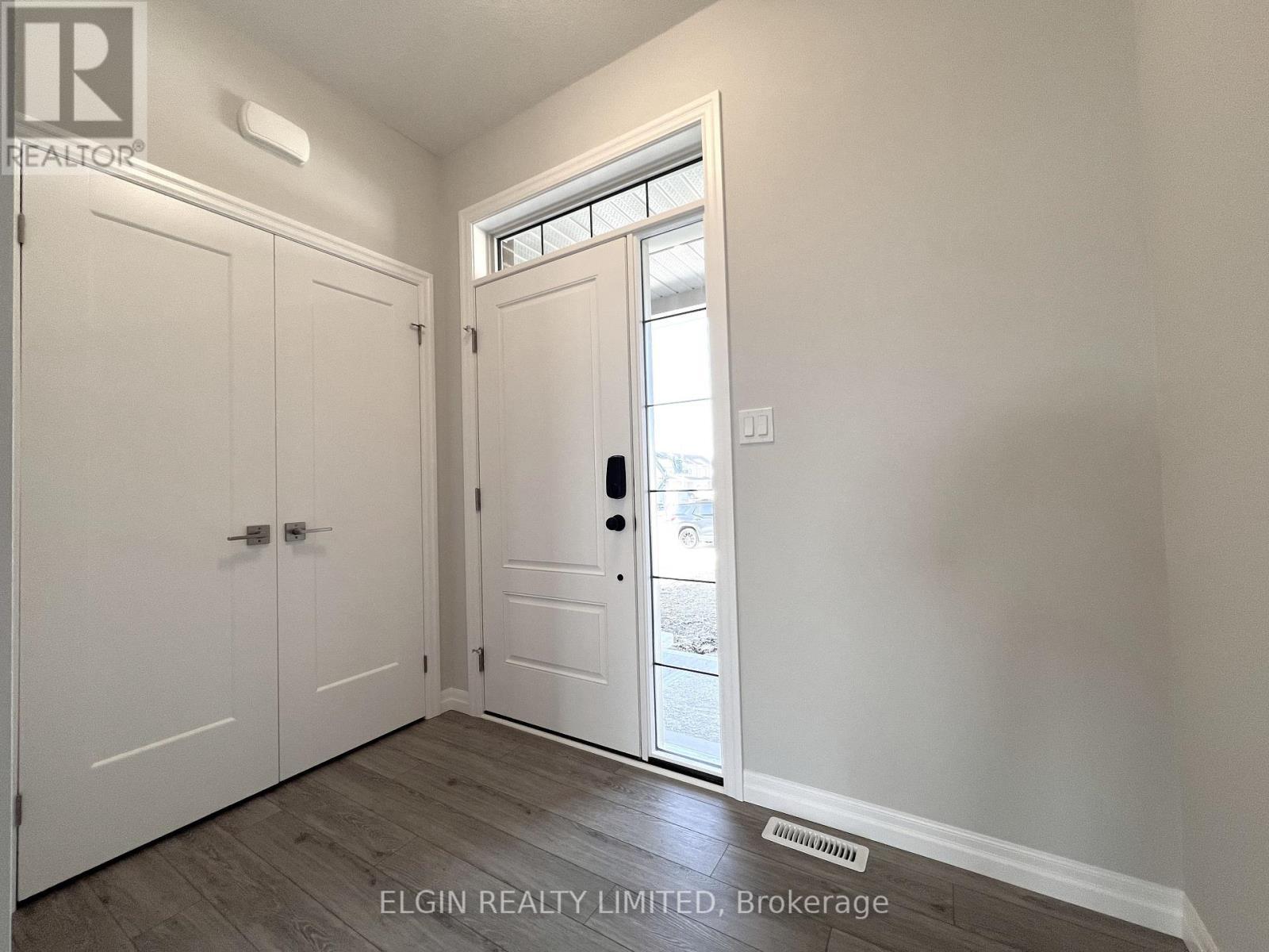 73 Braun Avenue, Tillsonburg, ON - Indoor Photo Showing Other Room