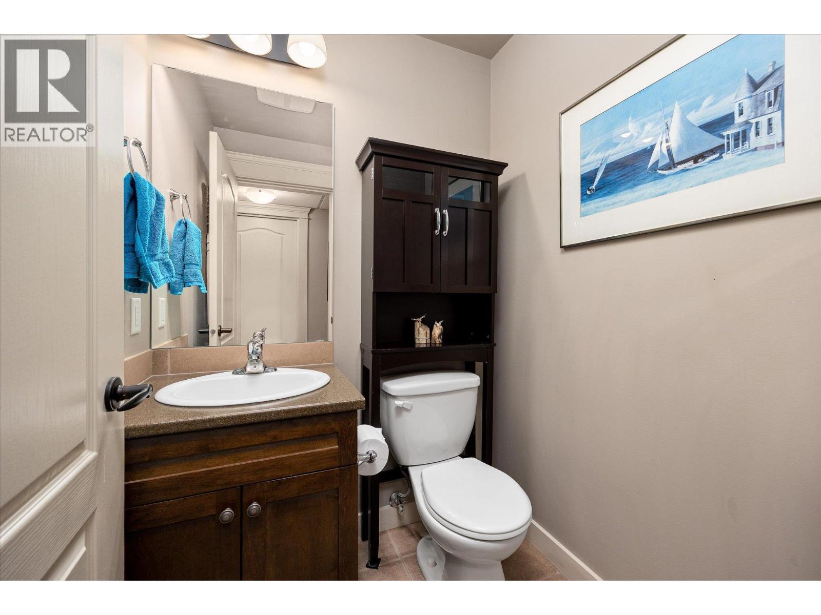 2070 Boucherie Road Unit# 403, Westbank, BC - Indoor Photo Showing Bathroom