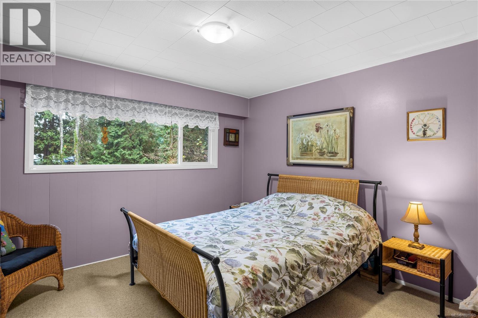1870 Deerborne Pl, Nanaimo, BC - Indoor Photo Showing Bedroom