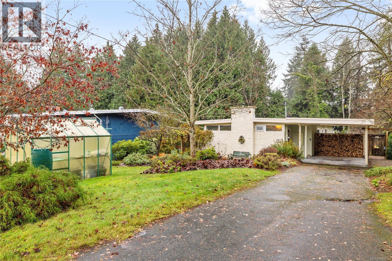 1870 Deerborne Pl, Nanaimo, BC - Outdoor