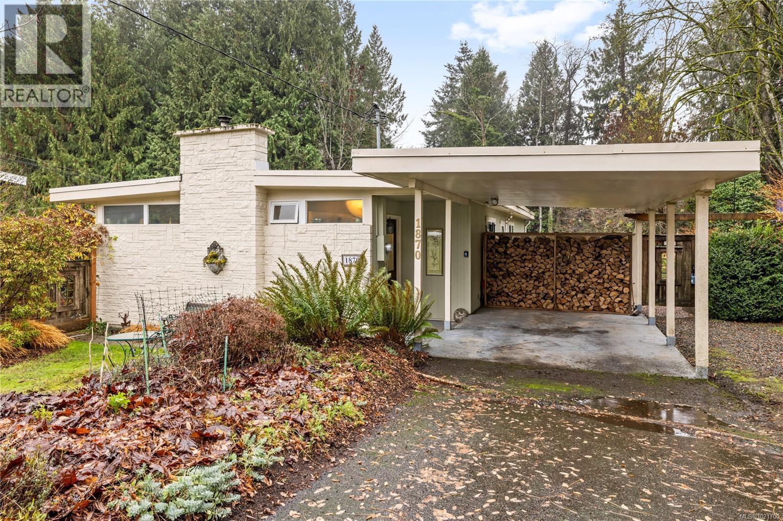 1870 Deerborne Pl, Nanaimo, BC - Outdoor
