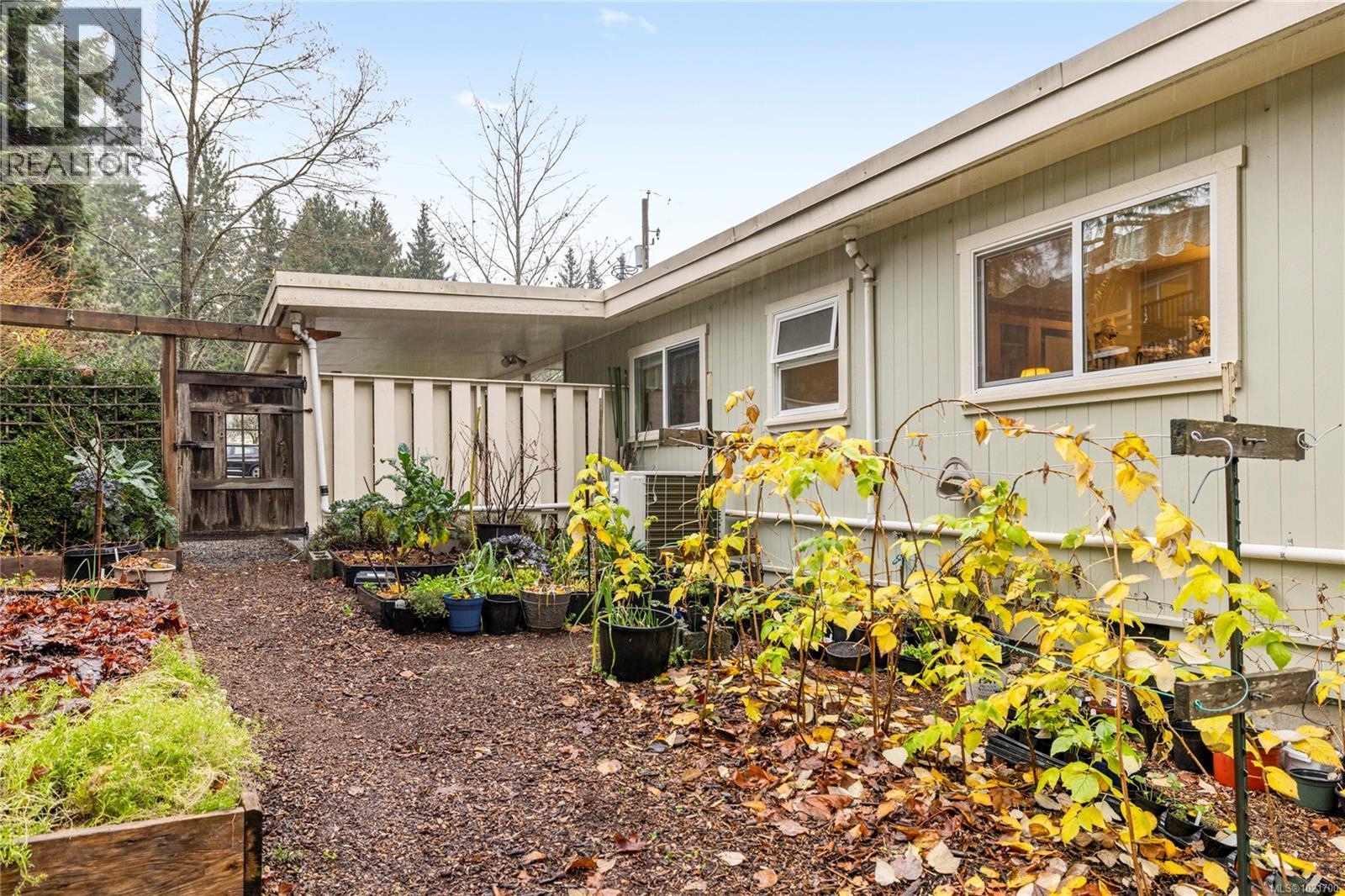 1870 Deerborne Pl, Nanaimo, BC - Outdoor