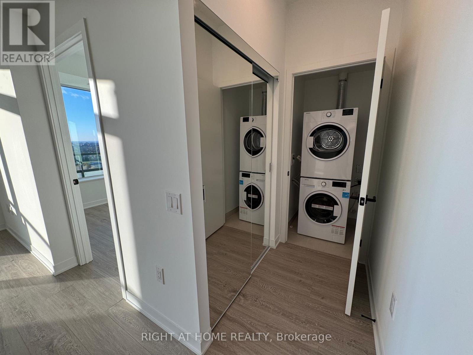 2608 - 2495 Eglinton Avenue W, Mississauga, ON