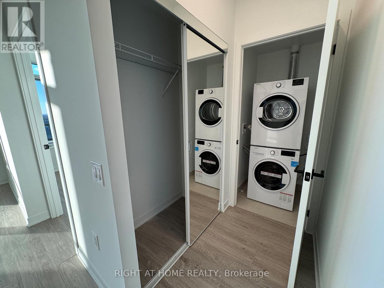 2608 - 2495 Eglinton Avenue W, Mississauga, ON