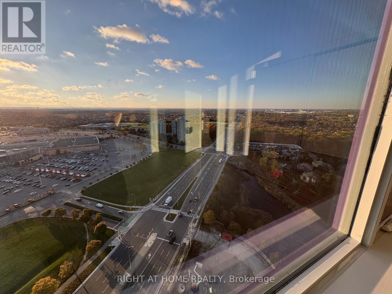 2608 - 2495 Eglinton Avenue W, Mississauga, ON