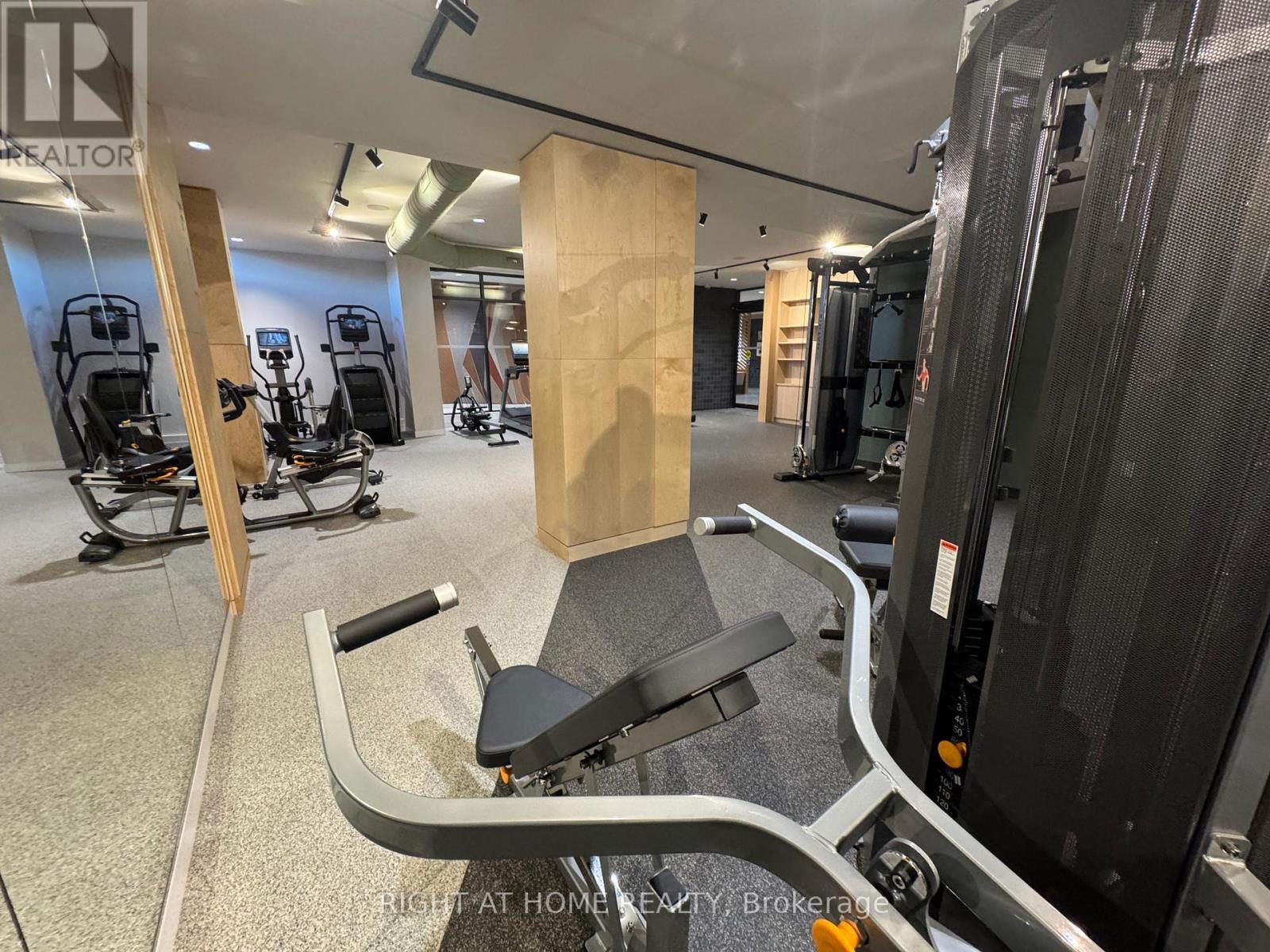 2608 - 2495 Eglinton Avenue W, Mississauga, ON