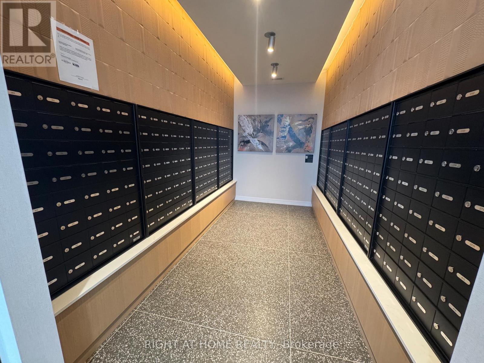 2608 - 2495 Eglinton Avenue W, Mississauga, ON