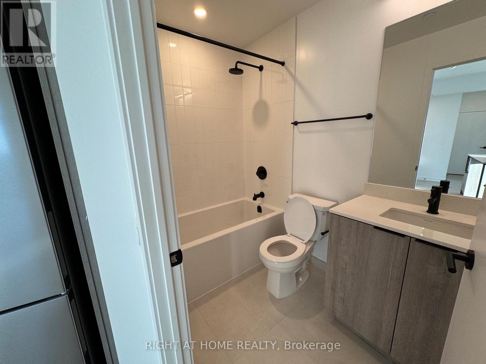 2608 - 2495 Eglinton Avenue W, Mississauga, ON - Indoor Photo Showing Bathroom