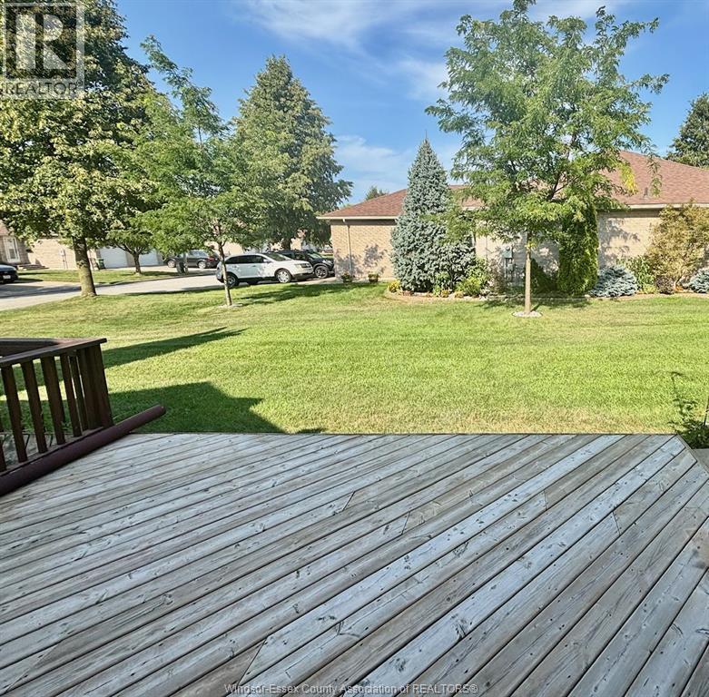 554 Rodfam Drive, Windsor, ON - Outdoor With Deck Patio Veranda
