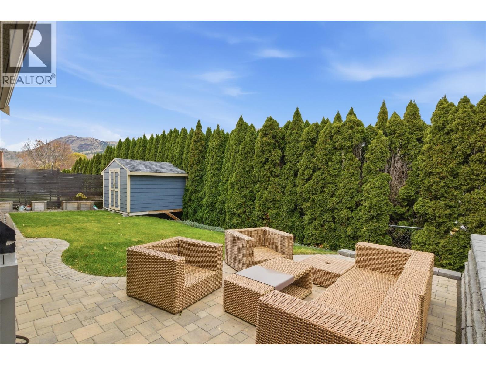 2780 Beachmount Crescent, Kamloops, BC - Outdoor